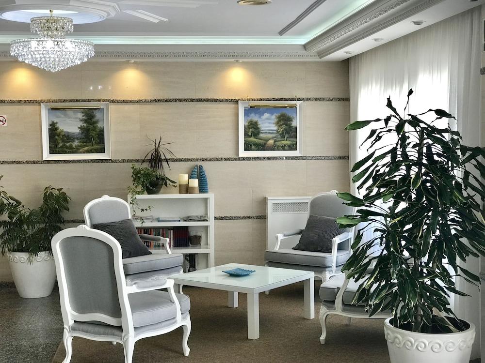Hotel Nuevo Vichona サンシェンショ エクステリア 写真