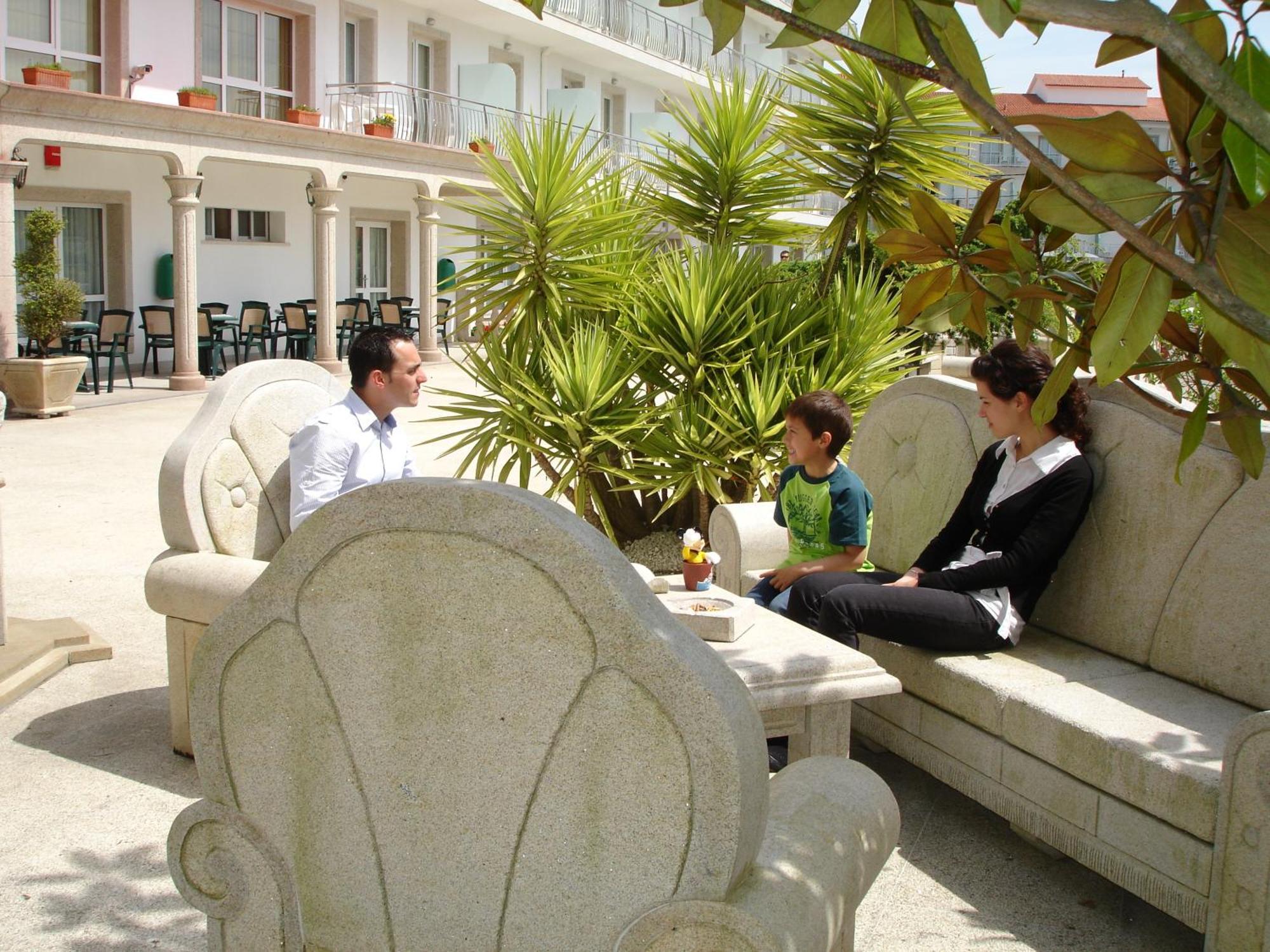 Hotel Nuevo Vichona サンシェンショ エクステリア 写真
