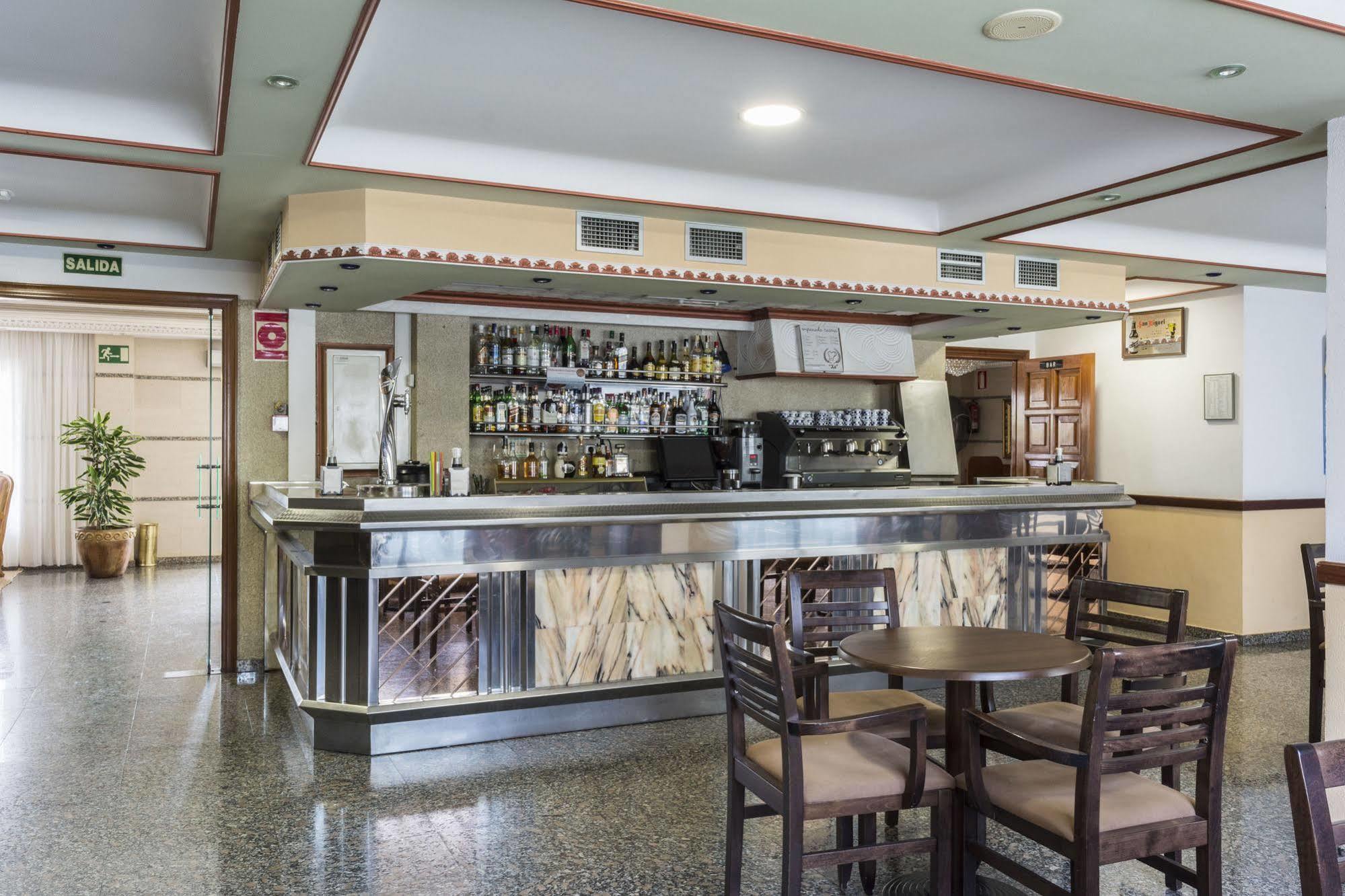 Hotel Nuevo Vichona サンシェンショ エクステリア 写真